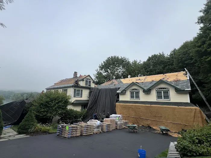 Nor'easter Roofing Picture 4
