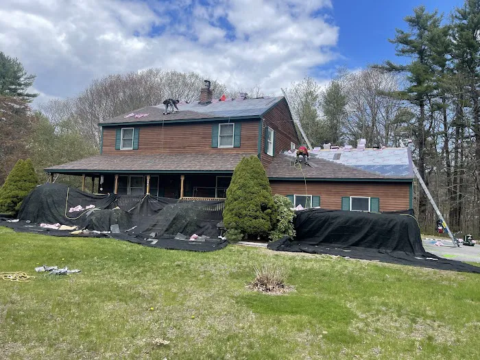 Caron Roofing & Construction Picture 4