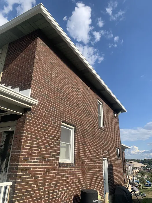 Salco Roofing and Seamless Gutters Picture 1