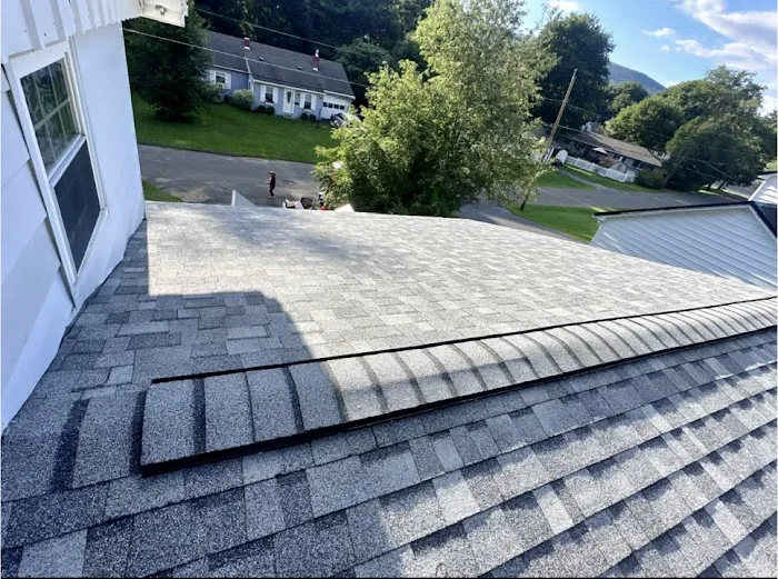 Chris Battaini Roofing & Seamless Gutters Picture 1