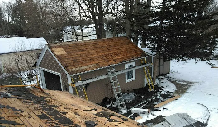 Mike's Roofing Repair and Carpentry Picture 10