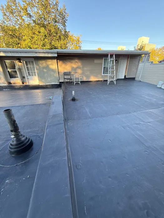 Center Construction Roofing Picture 10