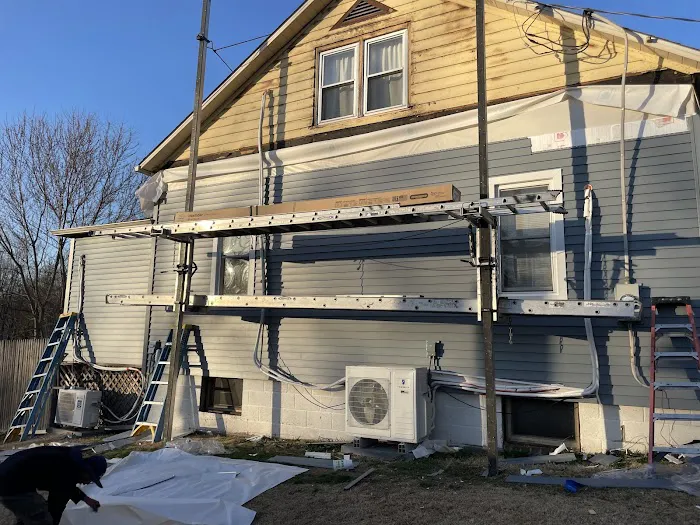 Green Rhino Roofing and Siding Picture 2