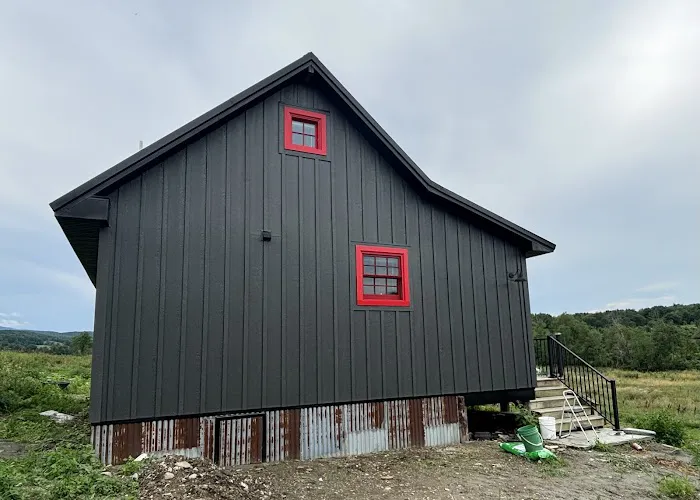 Hawk Ridge Exteriors Picture 3