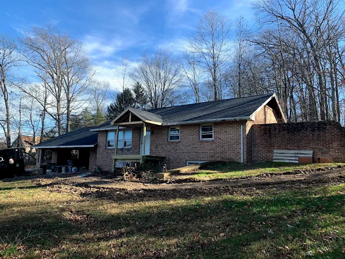 Hometown Custom Exteriors Picture 5