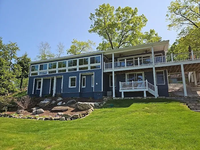 CMW Roofing, Siding, & Gutters Picture 1