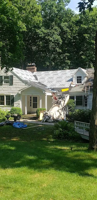 Girardi's Restoration Picture 5