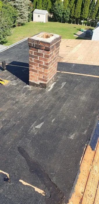 Girardi's Restoration Picture 4