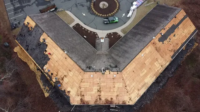 Smart Roofing LLC Picture 1