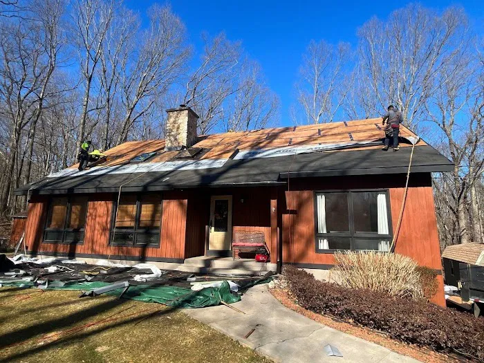 Above the Rest Roofing and Siding Picture 8