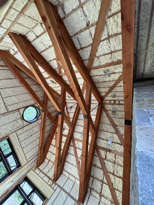 D&J Carpentry Roofing LLC Picture 2