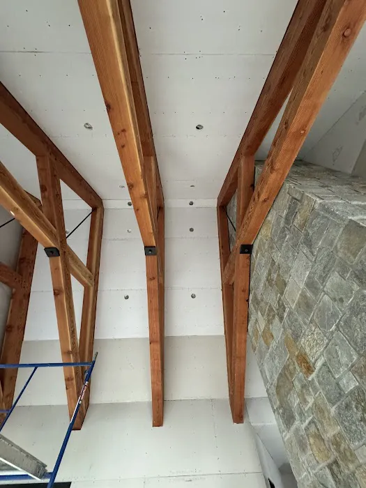 D&J Carpentry Roofing LLC Picture 5