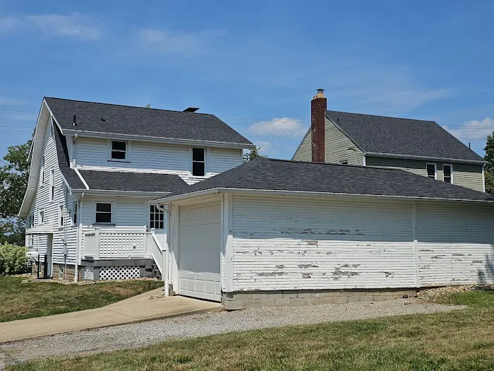 Olde Hickory Roofing and Gutters Picture 1