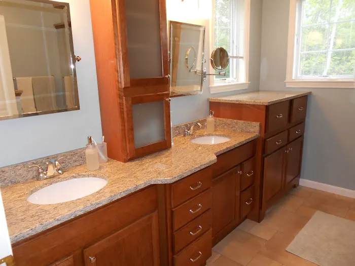 L R Higgins Inc Picture 4