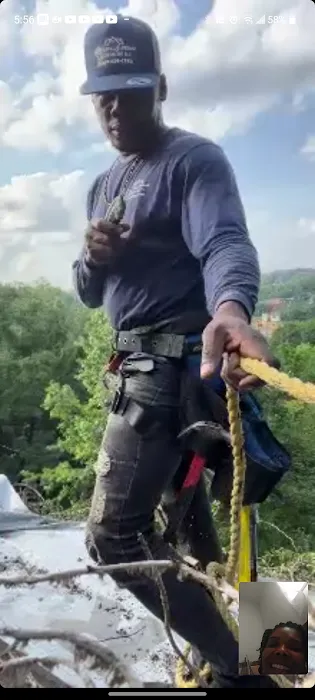 Pittsburgh #1 Roofer Picture 3