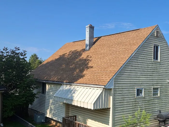 RMR Roofing & Contracting Picture 1
