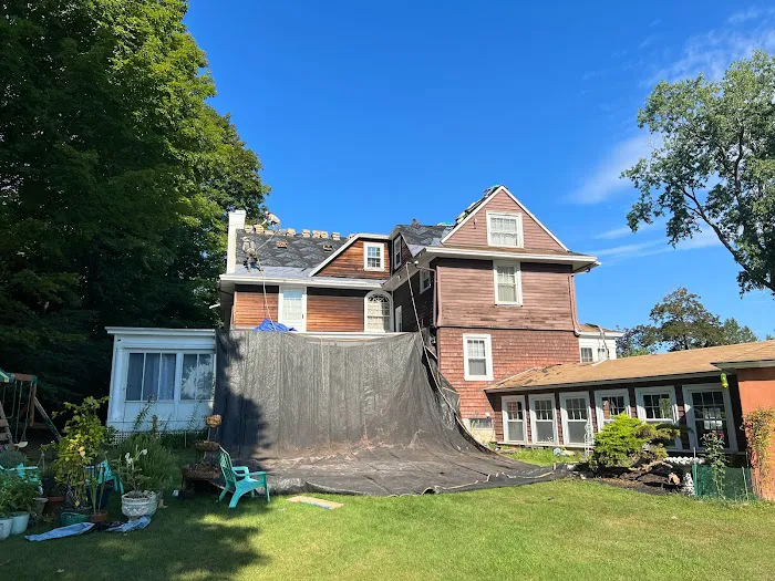 Berkshire Roofing Co LLC Picture 2