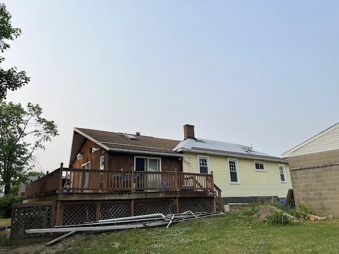 Yinzer Roofing and Contracting Picture 1