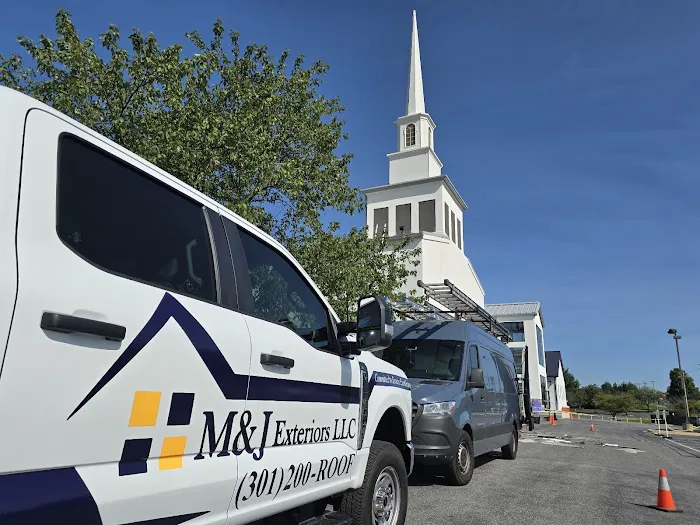 M&J Exteriors LLC Picture 7