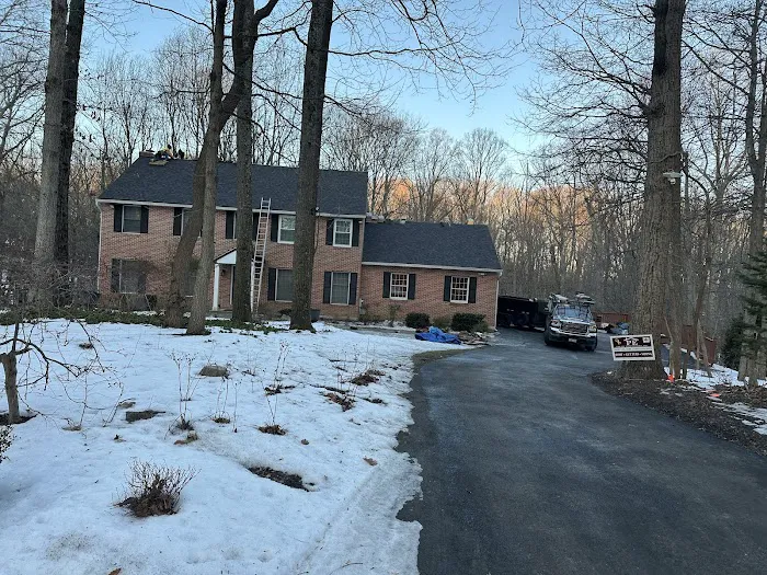 Politz Enterprises Roofing Inc. | Roofing, Siding & Gutters Picture 2