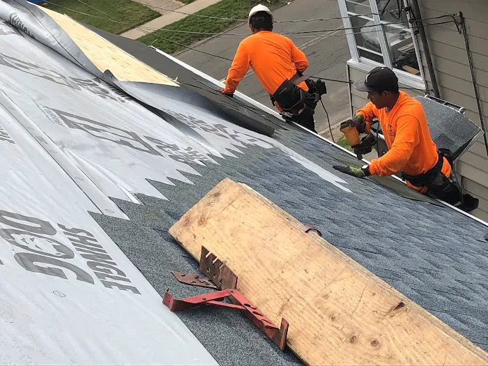 SALINAS ROOFING llc Picture 10