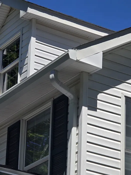 Mid Atlantic Gutters and Roofing Picture 3