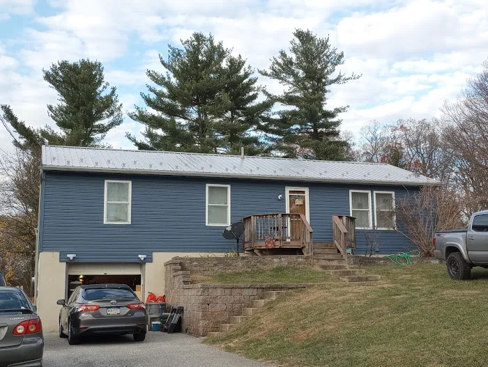 Hickory Roofing and Construction Picture 2