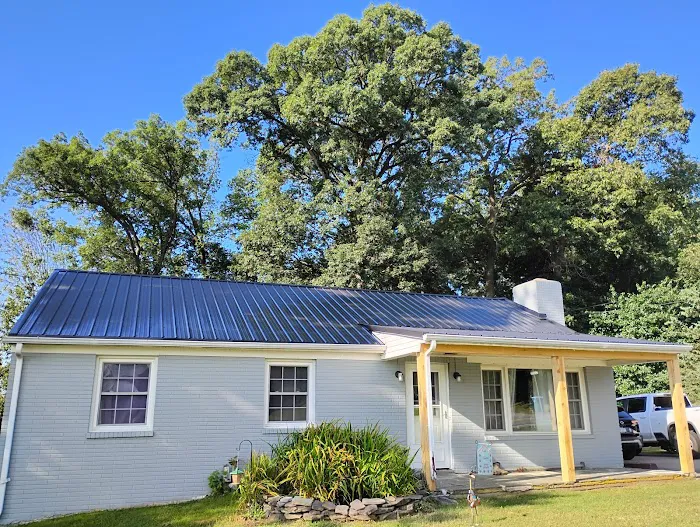 Hickory Roofing and Construction Picture 3