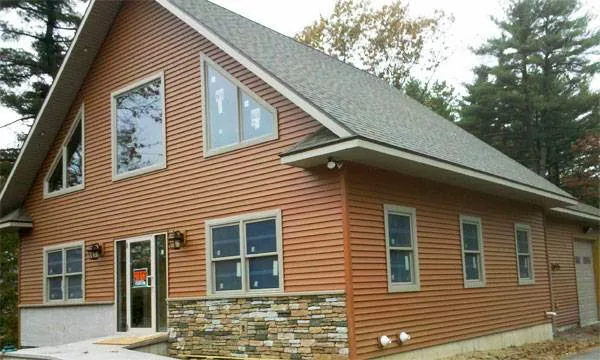 Carlside Exterior Siding Picture 6
