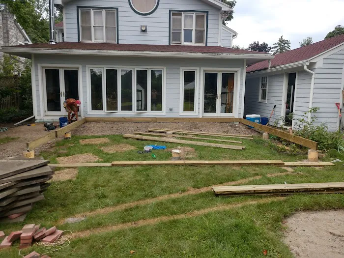 Modern Exteriors Vermont Picture 1