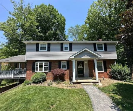 Hook Roofing and Remodeling, LLC