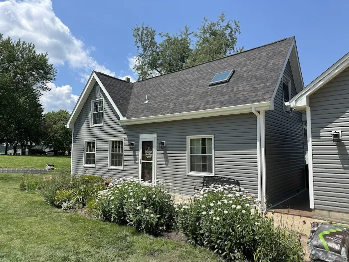 Hook Roofing and Remodeling, LLC Picture 3
