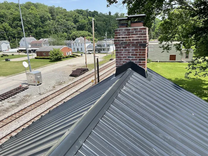 E&M Metal Roofing an construction LLC Picture 1