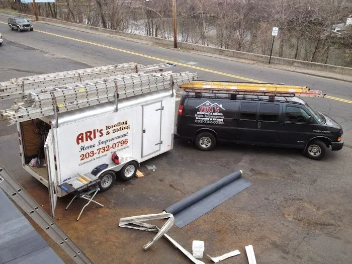 Ari`s Roofing and Siding Picture 1