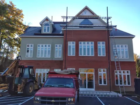Ari`s Roofing and Siding Picture 5