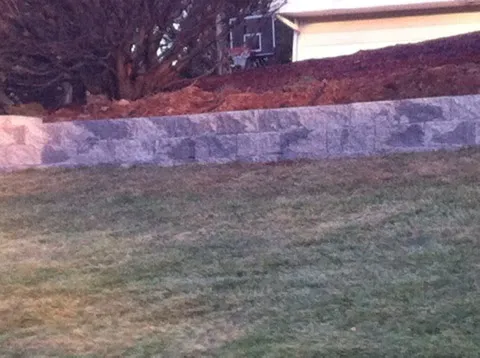 Ari`s Roofing and Siding Picture 8