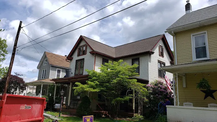Royal Roofing and Renovations Picture 4