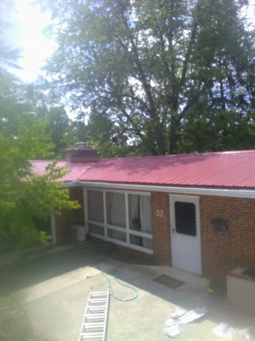 MW&ROOFING LLC Picture 9