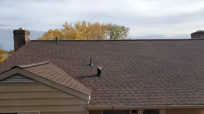 M&M Roofing and Siding Corporation Picture 2
