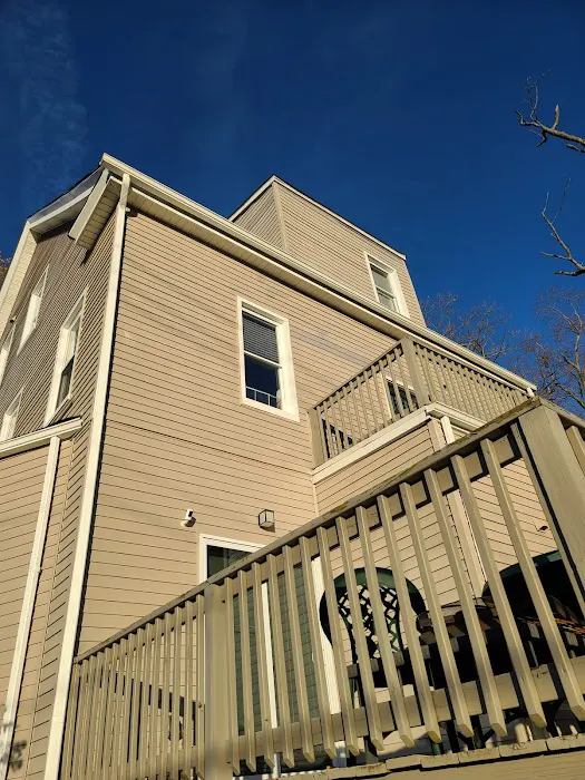 M&M Roofing and Siding Corporation Picture 1