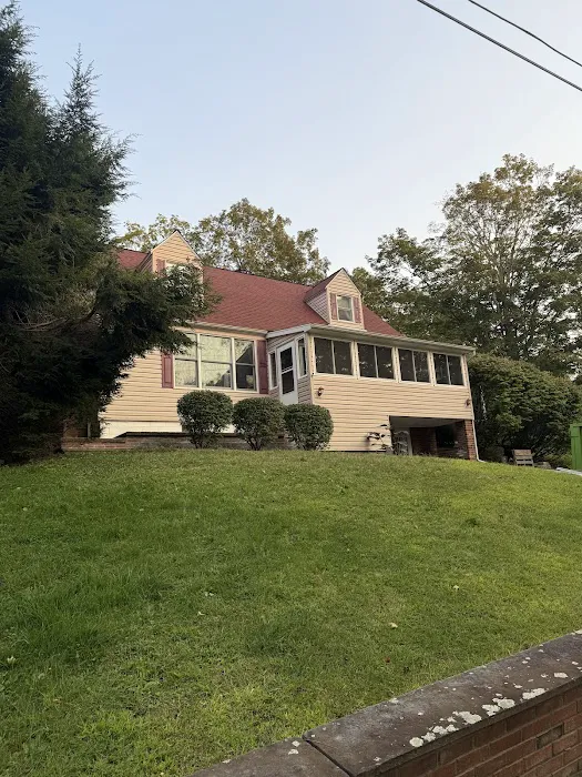 J and A Roofing Picture 4