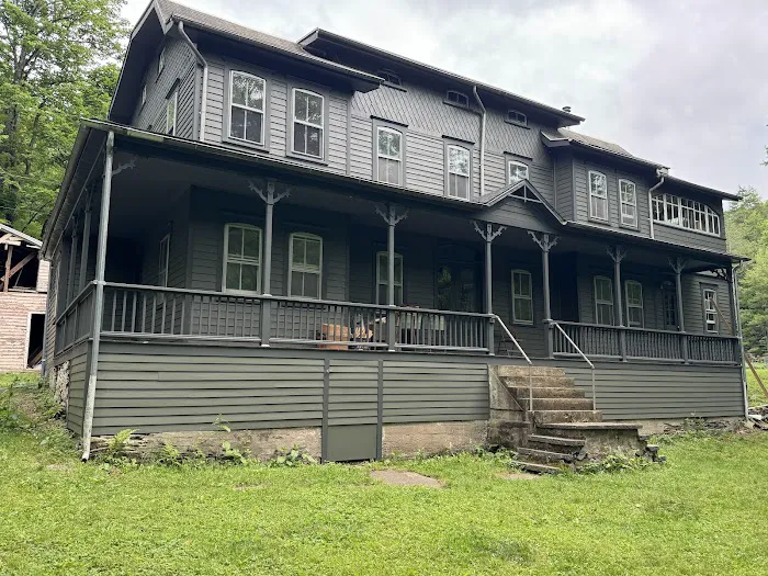 David Painting and Handyman Services Picture 3