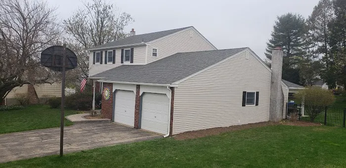 Premier siding and roofing Picture 6