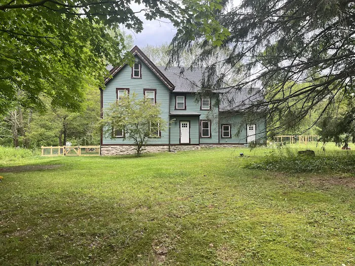 Catskills Tradesman Picture 1