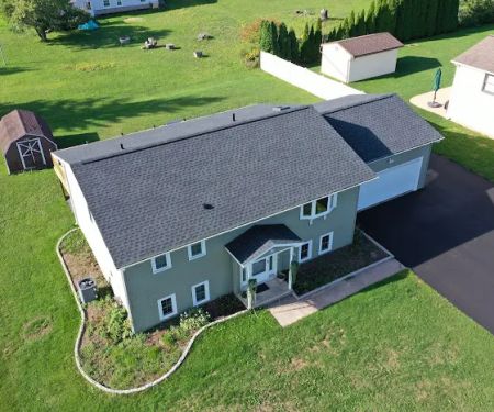 Oaks Roofing and Siding