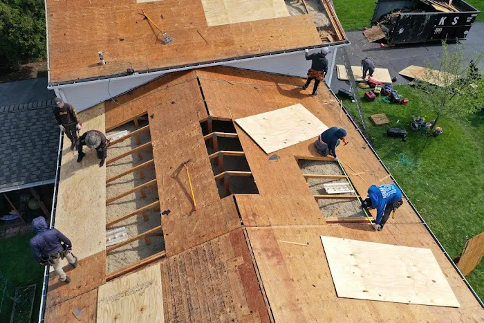 Oaks Roofing and Siding Picture 10