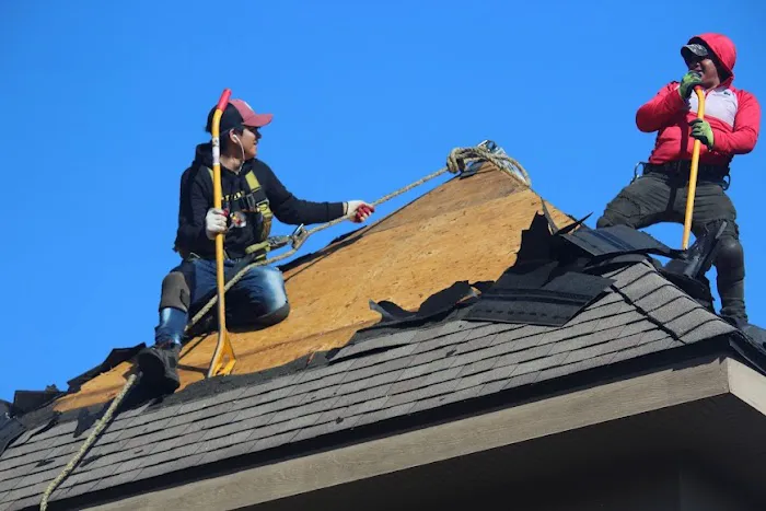 Oaks Roofing and Siding Picture 9