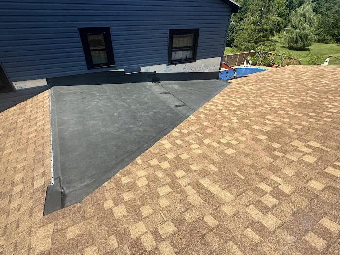 Advanced Roofing & Construction Picture 2