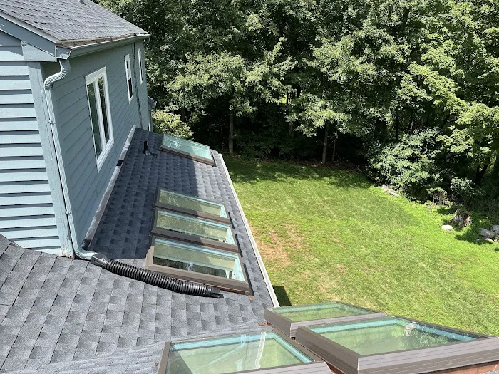 O & C Roofing and Siding LLC Picture 5