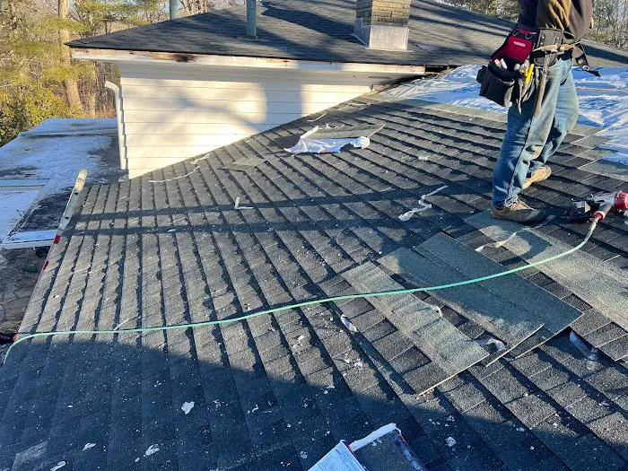 Cedar & Copper Picture 7